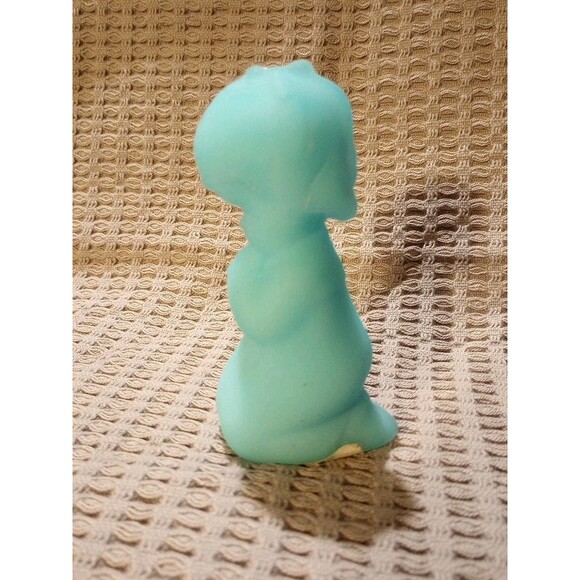Vintage Blue Satin Fenton Glass Girl Praying Figurine Collectors Item Stickered - Picture 2 of 8